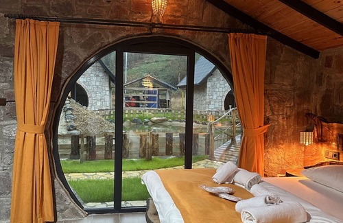 Pazar House | Mcora Tatil Koyu: Family-Friendly Retreat with Great Amenities