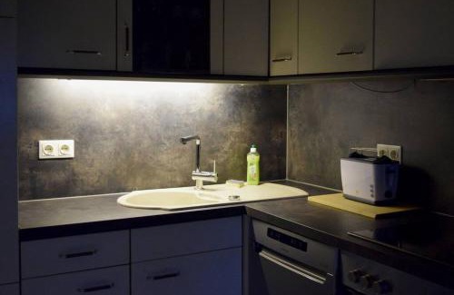 Magdeburg Apartment | Neu Stadtfeld Appartement with Balcony and Great Amenities