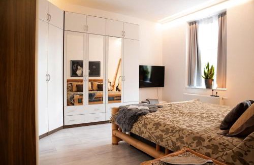 Sudenburg Apartment | Modern Hotel with Waterbed, Smart TV & Terrace Retreat