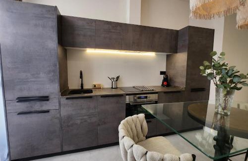 Quatre Carreres Apartment | Discover Studio Huerta Valencia: Family-Friendly Retreat