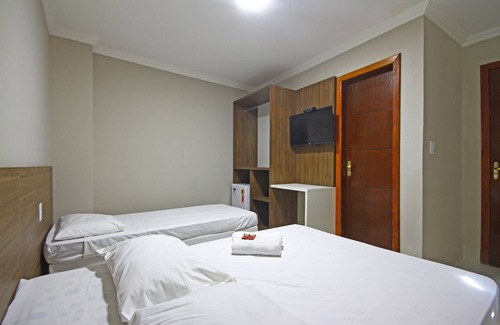Cabo Frio House | Relax at MDJ Pousada with Spa & Breakfast Amenities