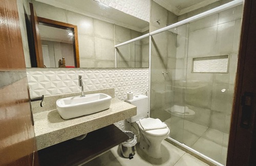 Cabo Frio House | Relax at MDJ Pousada with Spa & Breakfast Amenities
