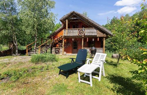 Kurtuvenai House | Family-Friendly Meškiai: Great Reviews Await Your Stay