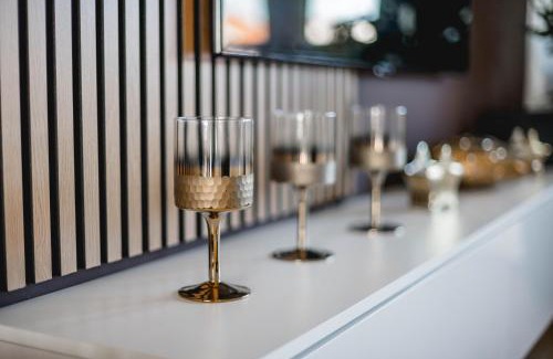 Bayreuth Apartment | Modern Designer Apartment with Kitchen and Balcony at ME Homes