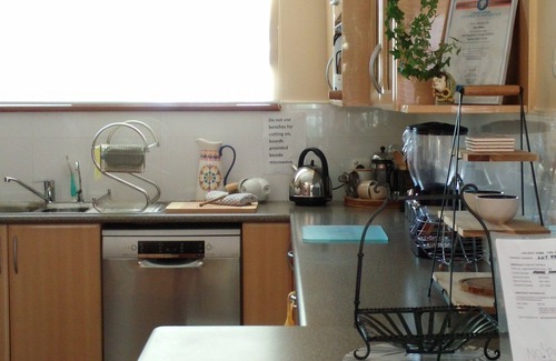 Condingup Apartment | Unforgettable Stays at ME MATES STUDIO with Ocean Views