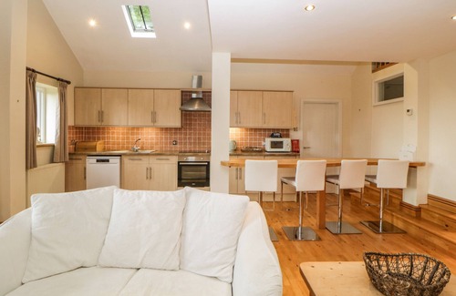 Mary Tavy Cottage | Family-Friendly Meader Barn with Kitchen & Pet Amenities