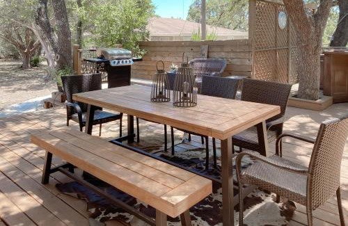 Wimberley House | Family-Friendly Meadow Creek House with Pet Amenities