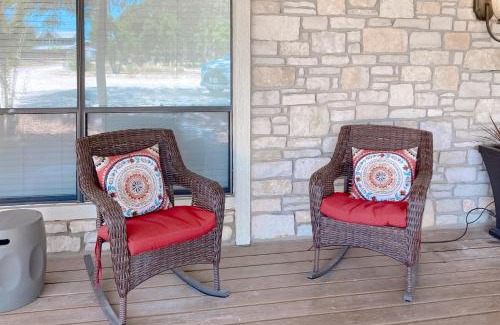 Wimberley House | Family-Friendly Meadow Creek House with Pet Amenities