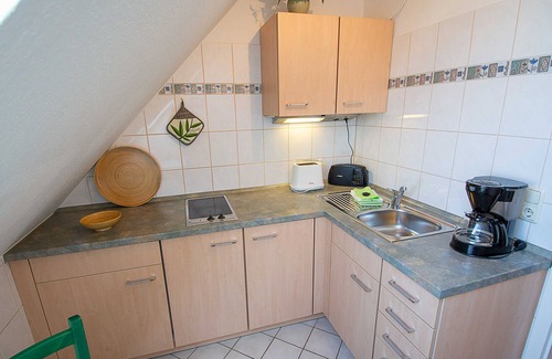 Kuehlungsborn Apartment | Meadow Ground 18: Oceanfront Stay with Family-Friendly Perks