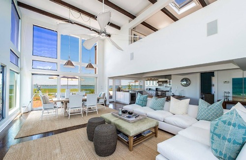 Village of Southampton House | Experience Oceanfront Comfort at Meadow Lane Beach House