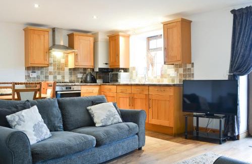 Wigton House | Meadow Lodge: Family and Pet-Friendly Retreat Awaits