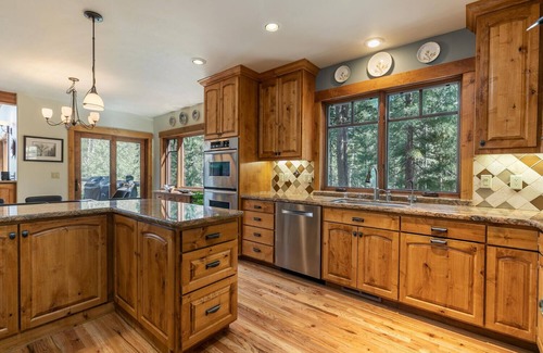 Truckee House | Meadow Magic: 4BR Retreat with Pool and Hot Tub Oasis