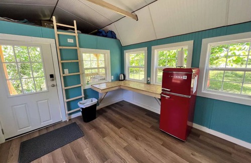Nallen Cabin | Pet-Friendly Meadow Riverfront Cabin - Rated 10/10 by Guests