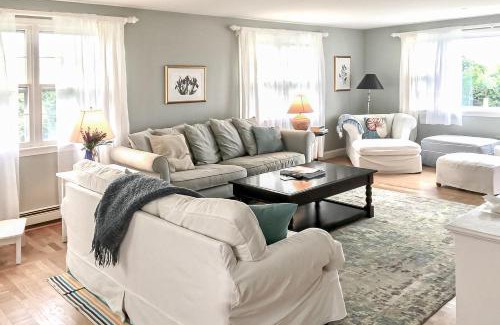 Nantucket Town House | Discover Meadow's End: Family-Friendly 4-Star Retreat