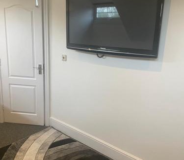Reading Apartment | Family-Friendly Meadow View with Great Guest Ratings