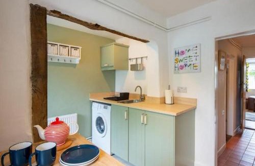 Eye House | Delightful Meadowland Holiday Cottage - 4 Star Family Retreat