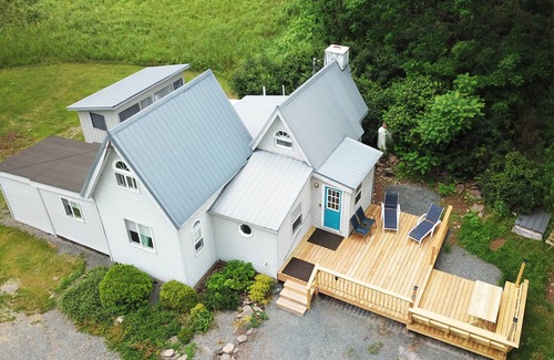 Denver House | Meadowlark: Unique Catskill Mountain Cottage with Pool & Views