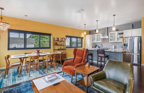 Belmont Apartment | Meadowlark Suite - 201