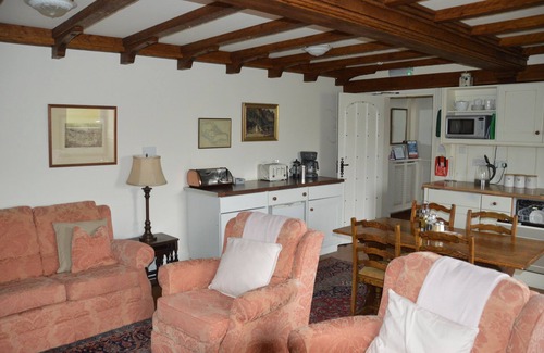 Pickering Cottage | Cozy Meadows Edge Cottage: Dog-Friendly with Fishing Access