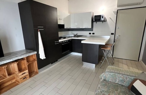 Buccinasco Apartment | Pet-Friendly Retreat at Meatball Attic with Breakfast & Kitchen