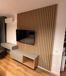 Cluj County Apartment | Guest Rated: MEB Apartments - Park Lake with Family-Friendly Amenities