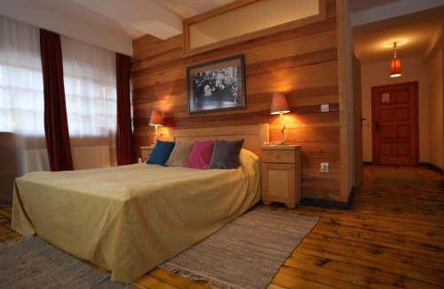 Mokra Gora Resort | Pet-Friendly Mecavnik Resort: 4-Star Retreat with Pool