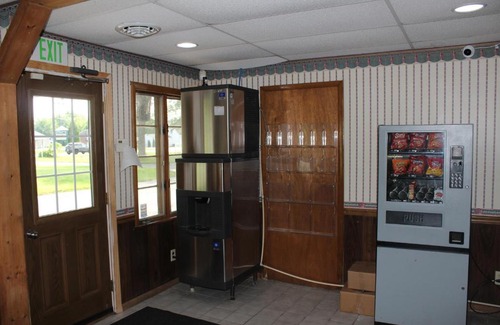 Sandusky Hotel | Budget-Friendly Stay at Mecca Motel Sandusky