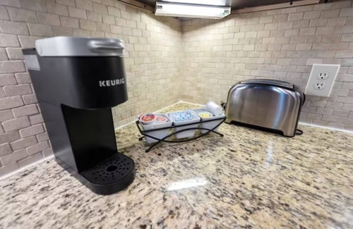 Astrodome Apartment | Comfortable Apartment Near NRG Stadium with EV Charger
