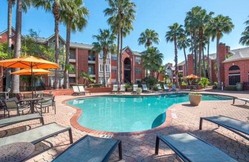 Astrodome Apartment | Med Center Retreat: 2BR Haven with Pool & Hot Tub