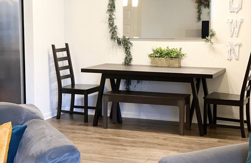 Central Southwest Apartment | Elegant 2BR Med Center Apt with Pool and Family Amenities
