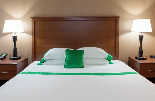 Kutzky Park Hotel | Comfortable Stay at Med City Inn near Mayo Clinic Area
