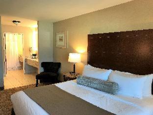 Arlington Hotel | Pet-Friendly Medallion Inn and Suites with Ocean Views