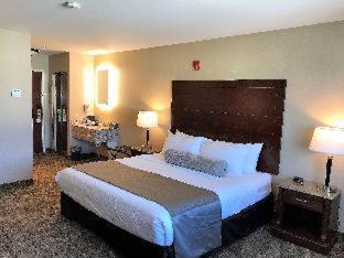 Arlington Hotel | Pet-Friendly Medallion Inn and Suites with Ocean Views