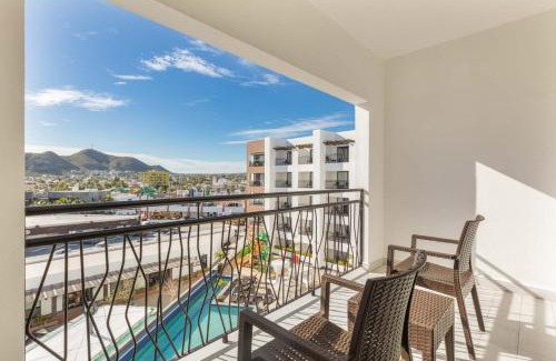 El Medano Ejidal Hotel | Relax at Medano Hotel and Spa with Ocean View Amenities