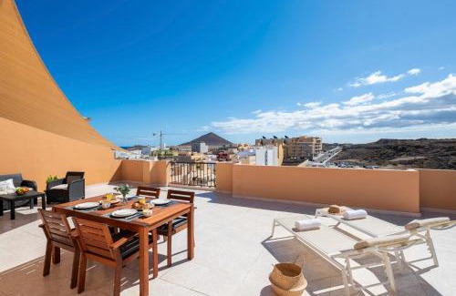 El Medano Apartment | Medano4You Alex Sunset Lounge Penthouse with Ocean View