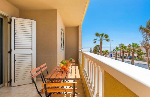 El Medano Apartment | Discover MEDANO4YOU Michaelas Place with Oceanfront Bliss