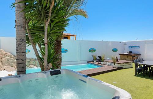 Arenas del Mar Villa | Medano4You: Oceanfront Holiday Home with Pool & Hot Tub