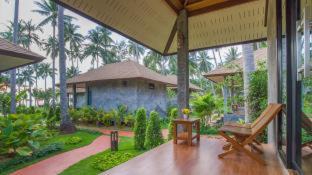 Ko Kood Resort | Relax at Medee Resort: Oceanfront Bliss Awaits You