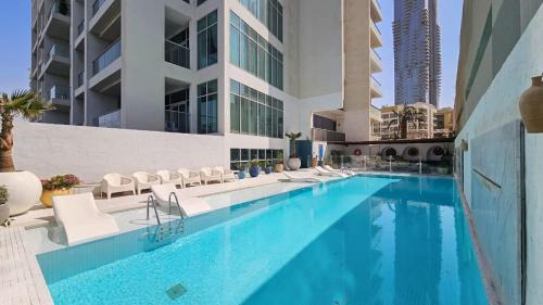 Al Sufouh 1 Apartment | Media City sleeps 2 with Big Private Balcony