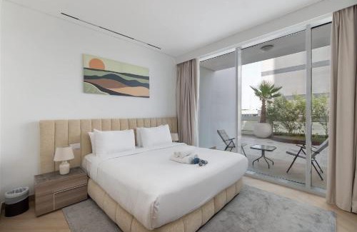 Al Sufouh 1 Apartment | Media City sleeps 2 with Big Private Balcony