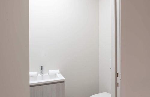 Kunstenkwartier Apartment | Discover Ghent's Hidden Medieval Gem with Family-Friendly Amenities
