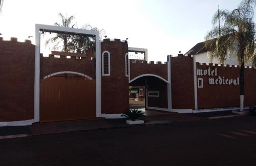 Ribeirao Preto Hotel | Budget-Friendly Stay at Medieval Motel with Breakfast Included