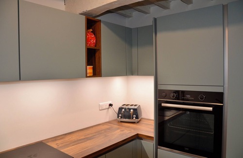 Viens House | Medieval townhouse in perched village in the Luberon.