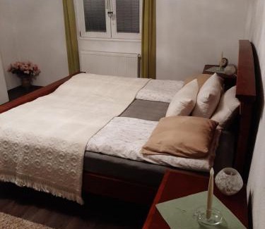 Novi Grad Sarajevo House | Explore Medina: Pet-Friendly Retreat with Pool & Breakfast