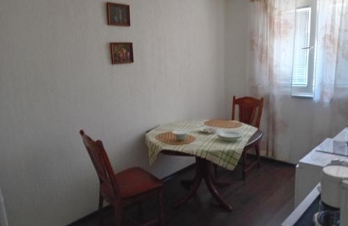 Ilidza Apartment | Pet-Friendly Medina: Pool Access & High Guest Ratings
