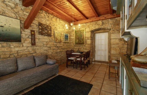 Hrboki Apartment | Cozy Medina in Hrboki - Ideal Apartment for Couples