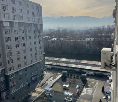 Almaty Apartment | Scenic Medinahotelkz: Mountain Views & Family-Friendly Amenities