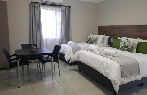 Bethlehem House | Unforgettable MediStay: 4-Star Hotel with Breakfast & Kitchen