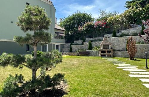 Trakata Apartment | Beachfront Mediterranea Complex: 4-Star Sea & Pool Views