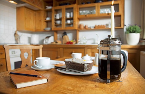 Sibford Gower Cottage | Exquisite Mediterranean Retreat in the Oxfordshire Cotswolds